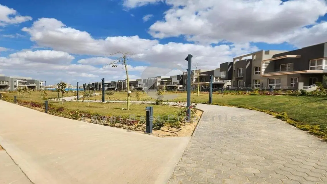 Luxury Property 20-5- Designed for Elegant Living