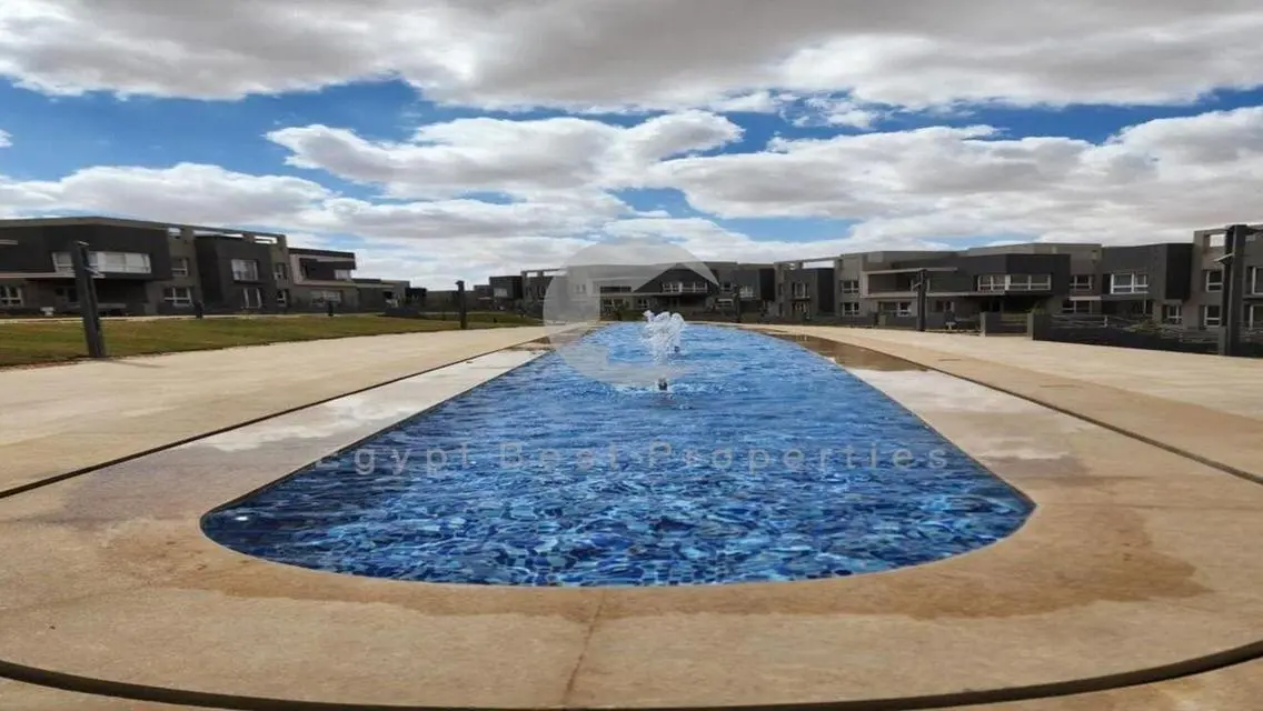 Luxury Villa with Spacious Property and Full Amenities for Sale