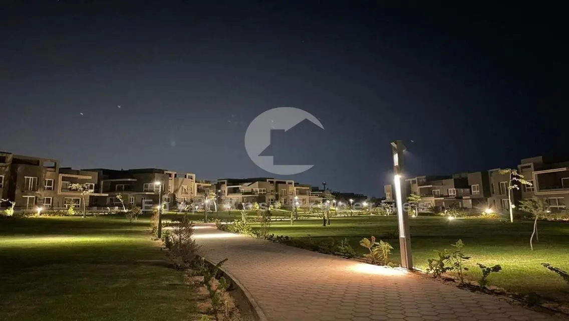Luxury Villa with Spacious Property and Full Amenities for Sale