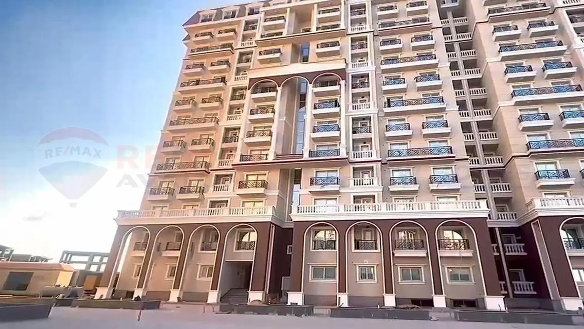 شقة فاخرة للبيـع بسعر مغري