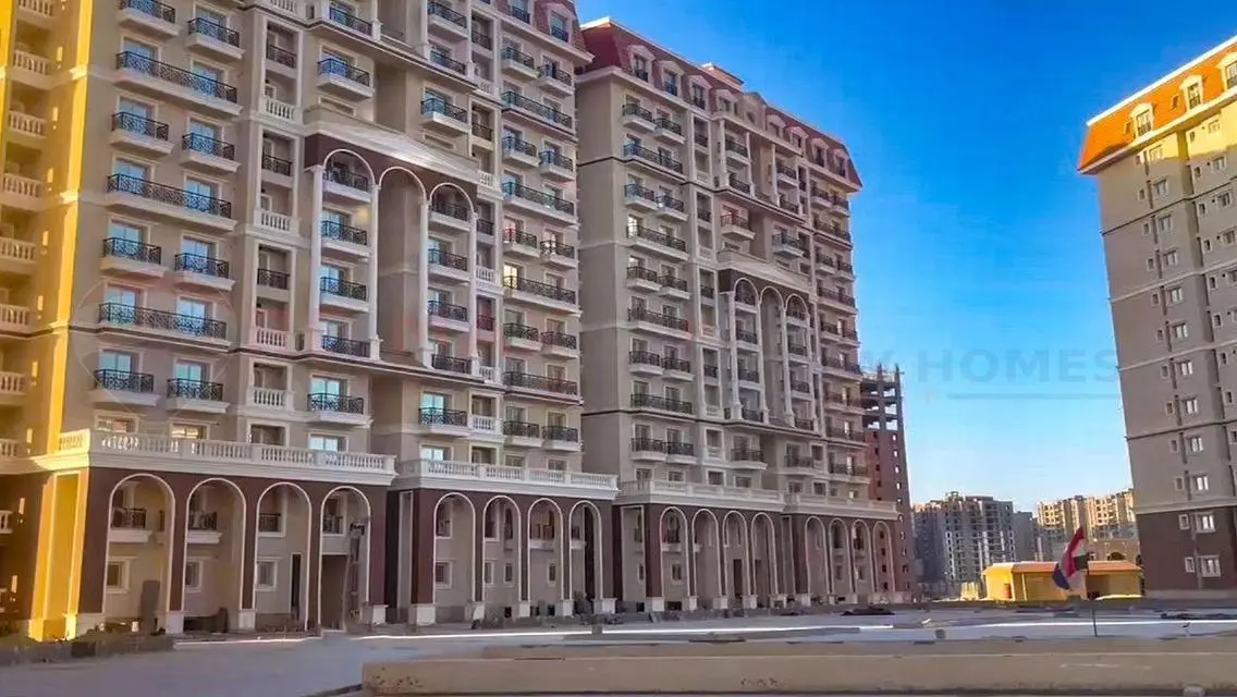 شقة فاخرة للبيـع بسعر مغري