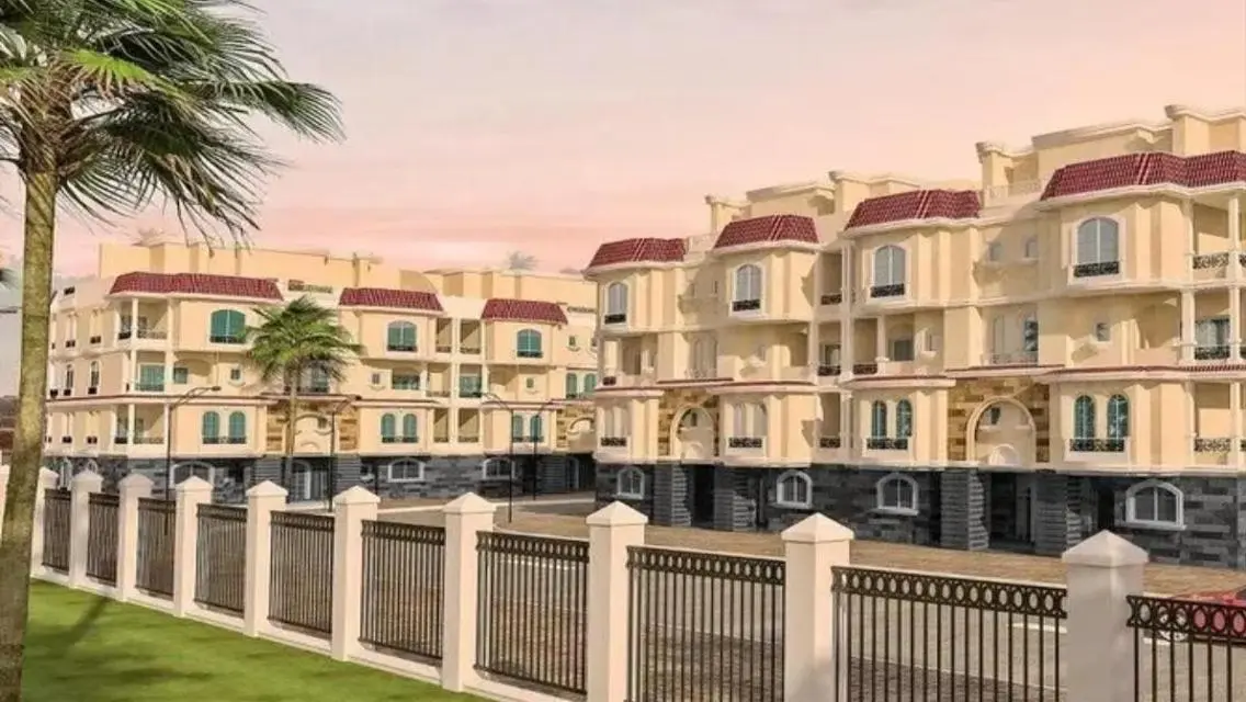 Luxury Villa with Private Garden and Pool in Prime Location