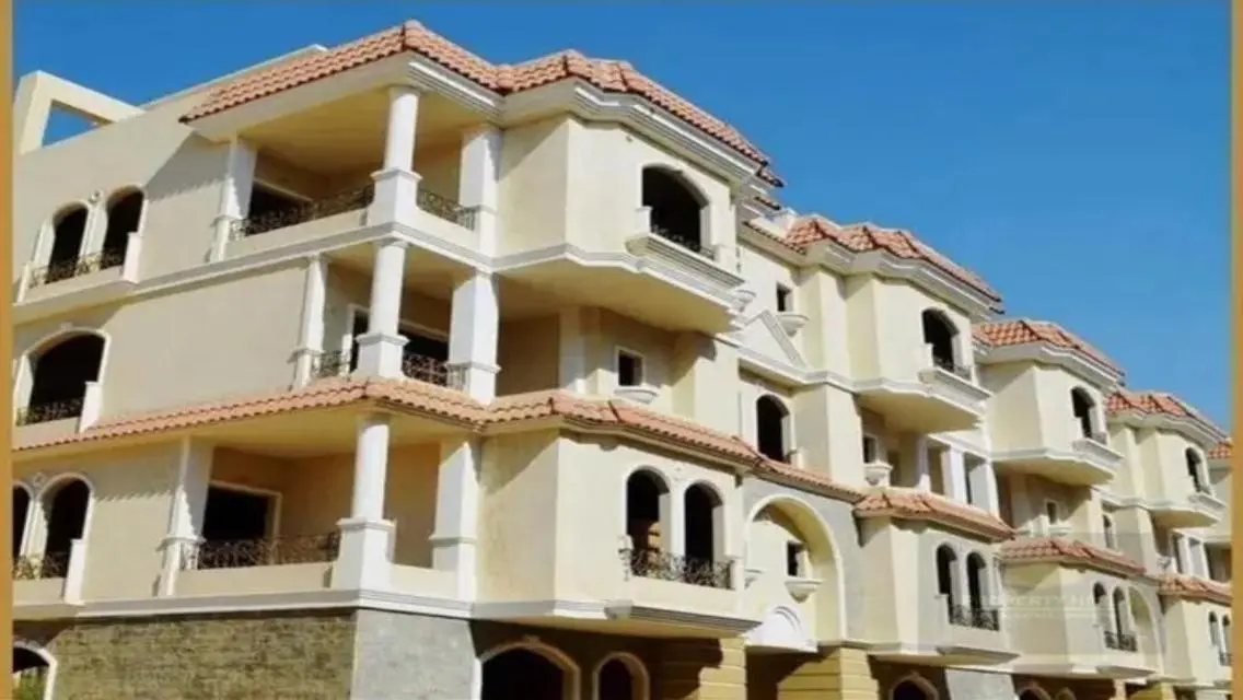 Luxury Villa with Private Garden and Pool in Prime Location