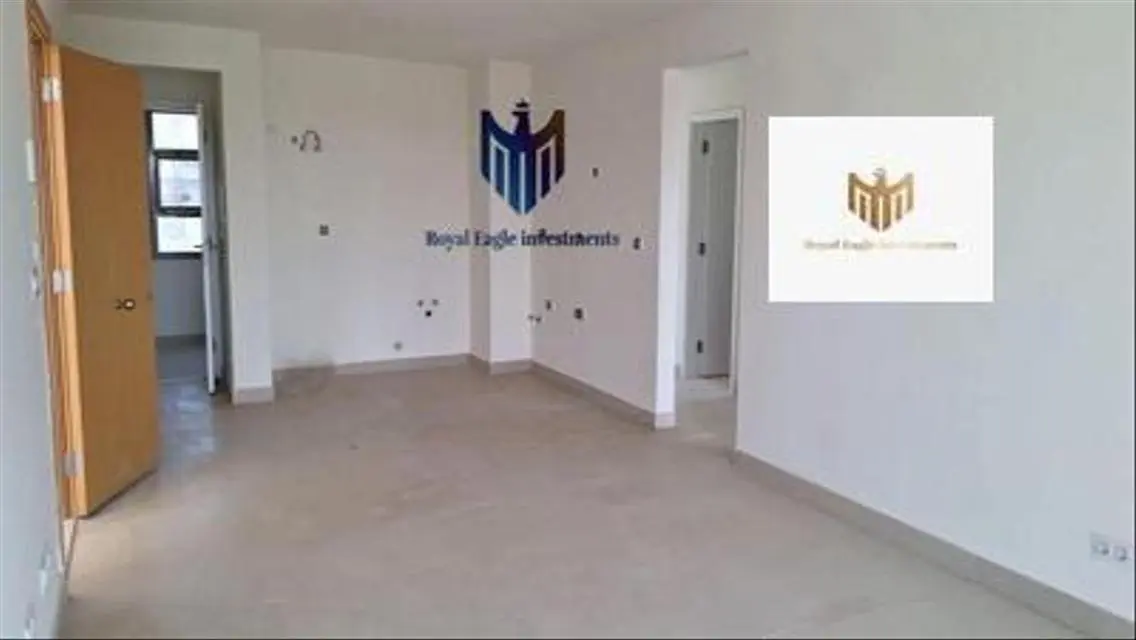 Luxury Apartment for Rent with Balcony