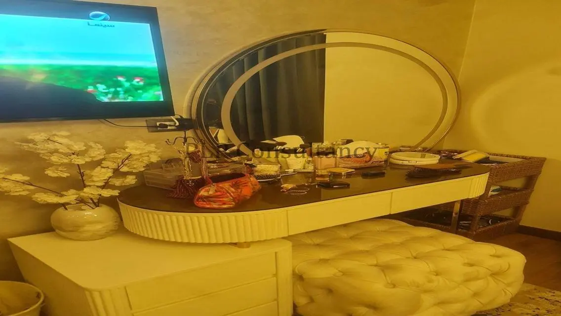 شقة رائعة بإطلالة على الجبال في هايد بارك