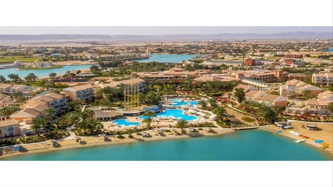 Luxury Villa with Private Garden and Shared Pool - 82,570,000 EGP