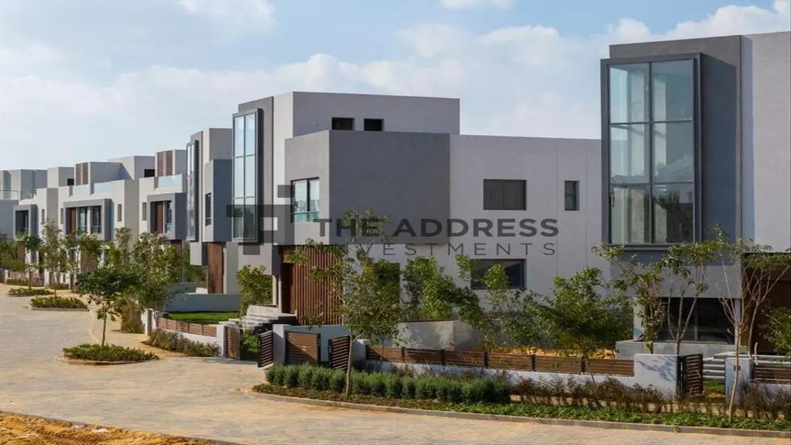 Luxury Villa with Private Pool and Garden in Mountainview - New Cairo