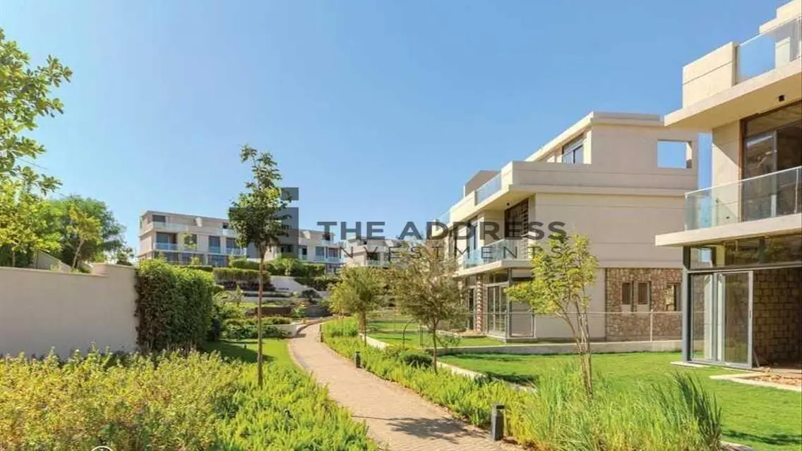 Luxury Villa with Private Pool and Garden in Mountainview - New Cairo
