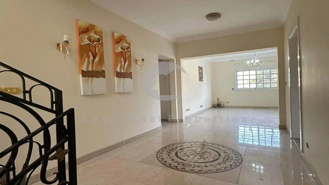 Luxurious Villa for Sale by the Lakes