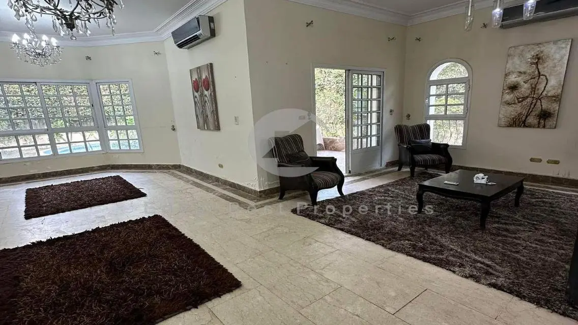 Luxurious Villa for Sale by the Lakes