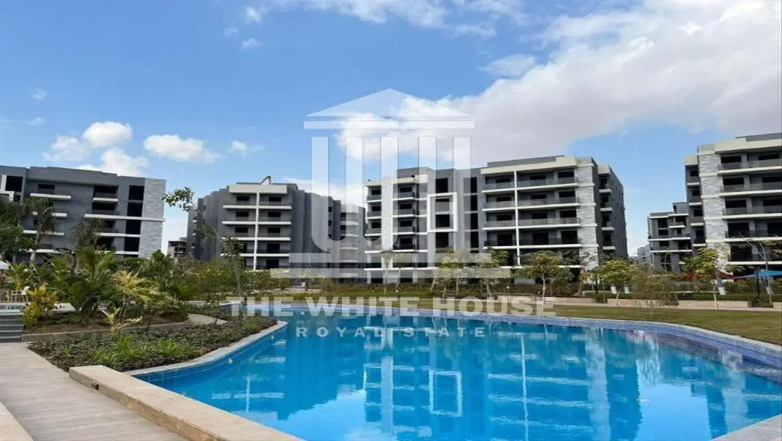 Luxury Palace for Rent with Lakeside View - 1200000 EGP