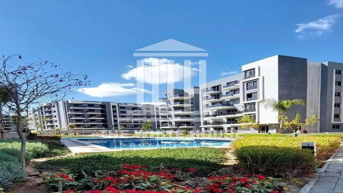 Luxury Palace for Rent with Lakeside View - 1200000 EGP