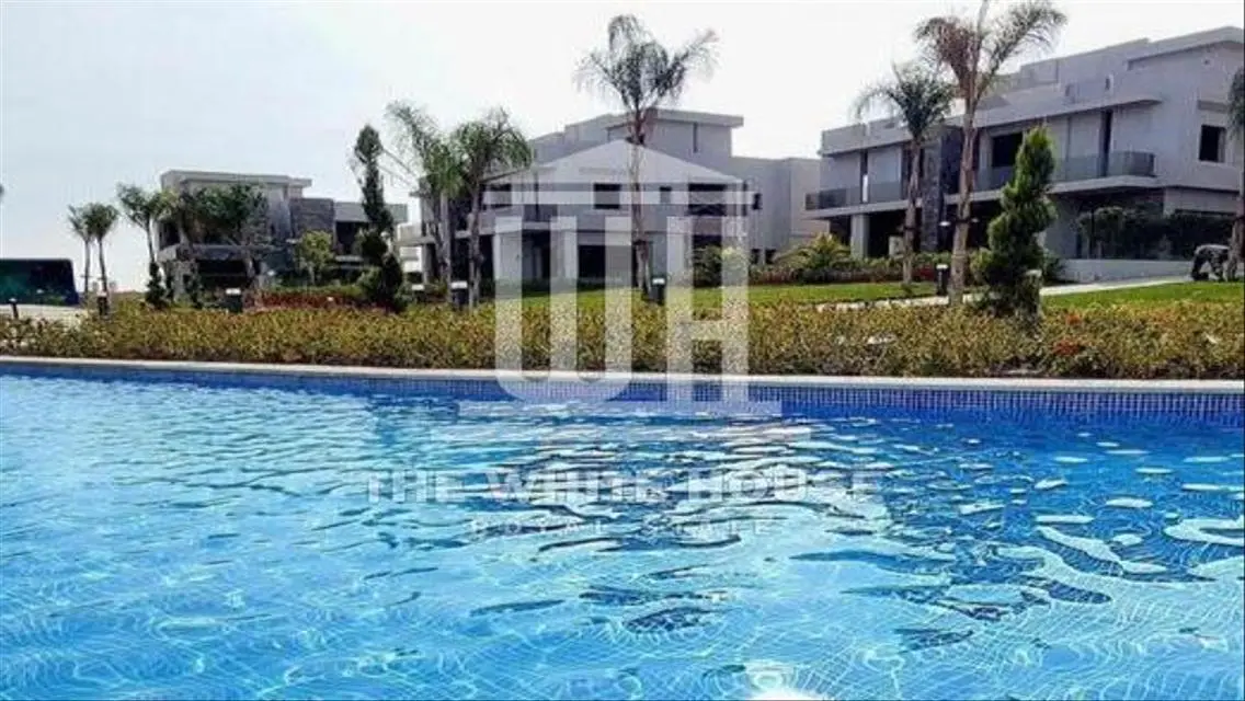 Luxury Palace for Rent with Lakeside View - 1200000 EGP