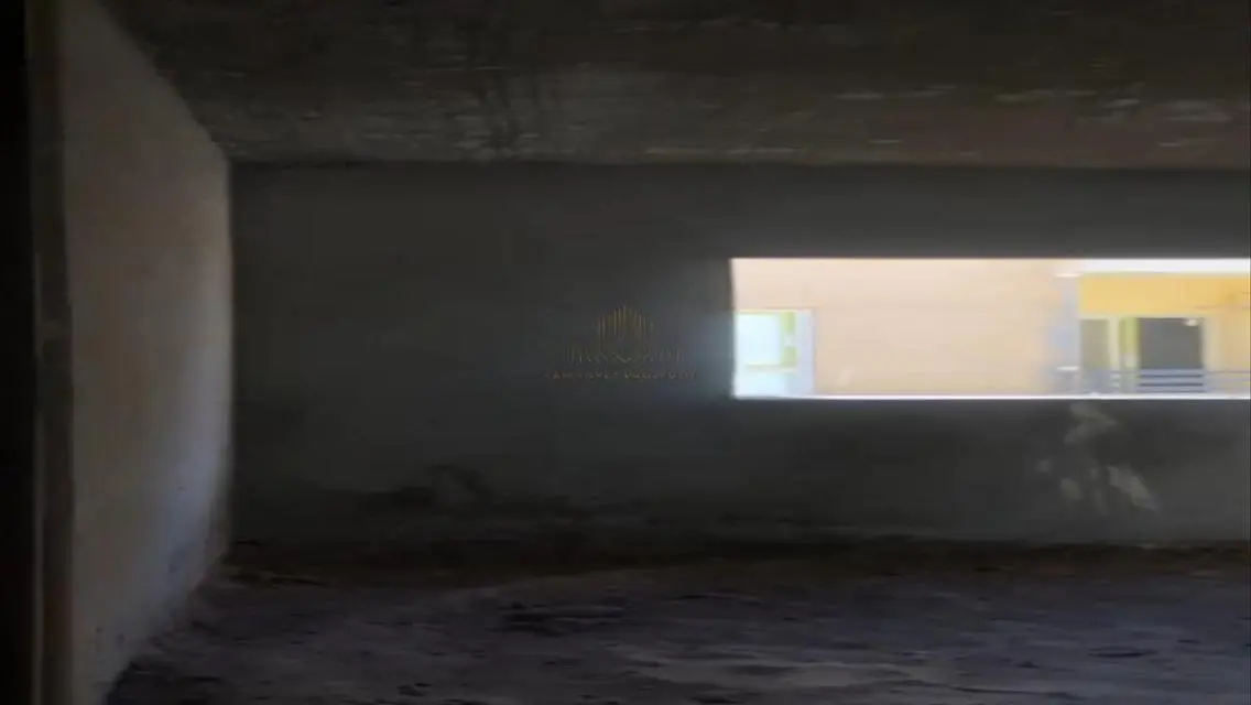 شقة مطلة على بحيرة للبيع