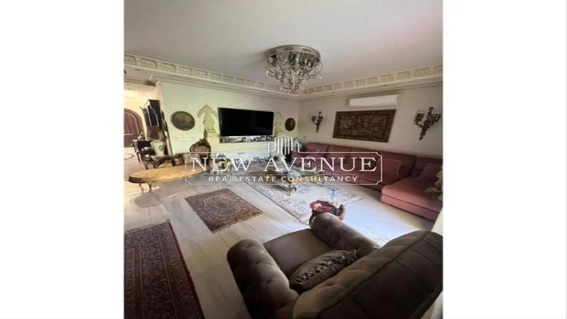 Luxurious Apartment with Private Garden and Stunning View