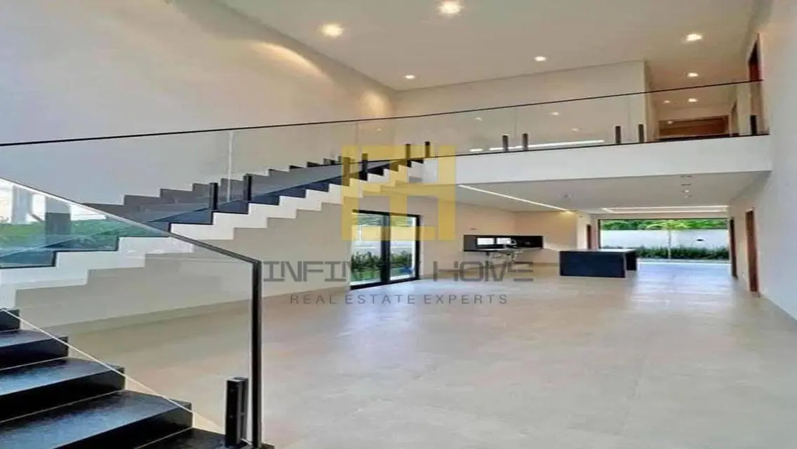 Luxury Apartment for Sale in the Heart of the City