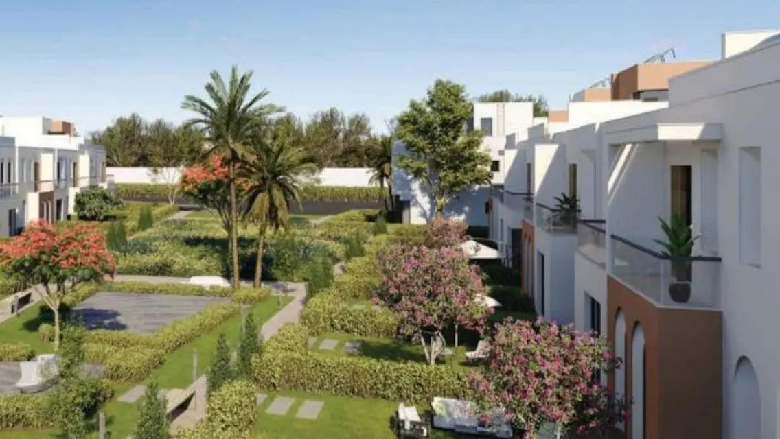 Luxurious Villa for Sale with Spacious Layout