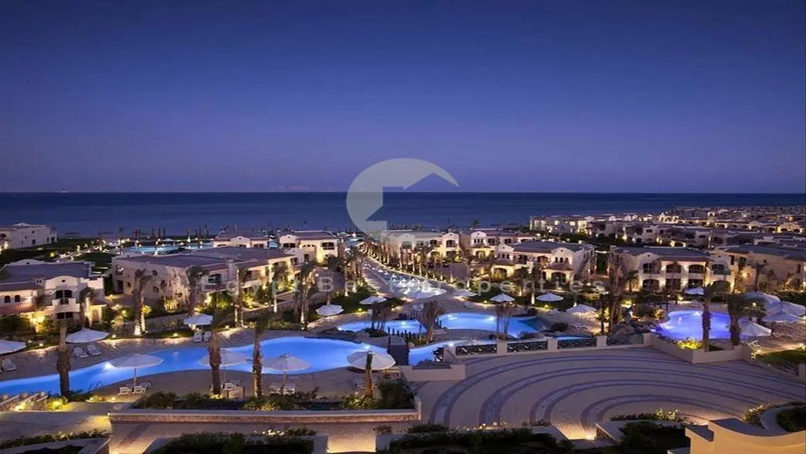 Luxury Villa with Private Pool and Spacious Garden