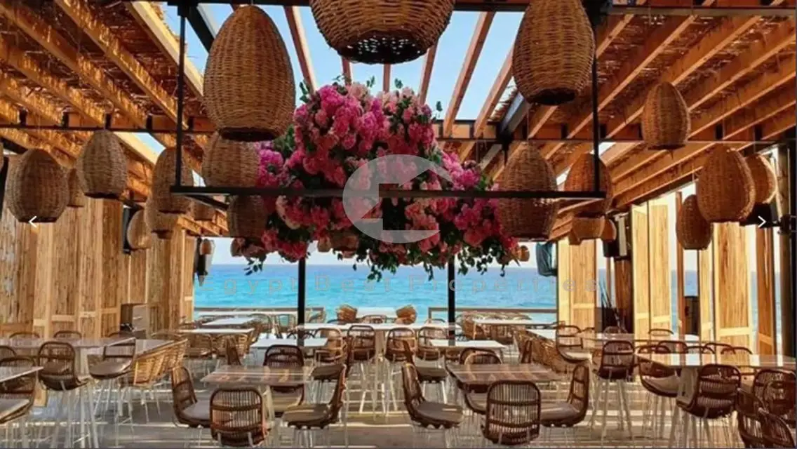 Luxury Villa with Private Pool and Spacious Garden