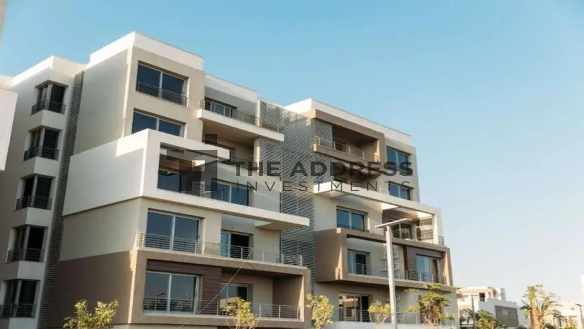 Luxury Villa for Sale with Stunning Landmark Views