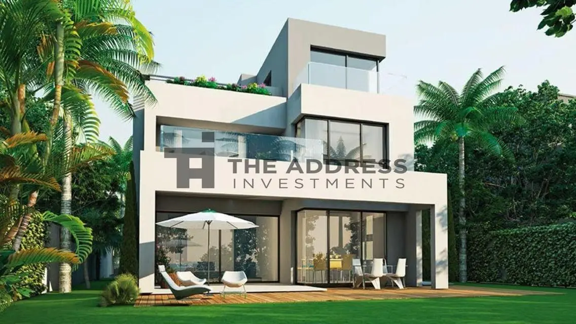 Luxury Villa for Sale with Stunning Landmark Views