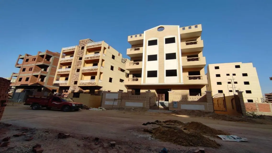 شقة فاخرة للإيجار في موقع متميز