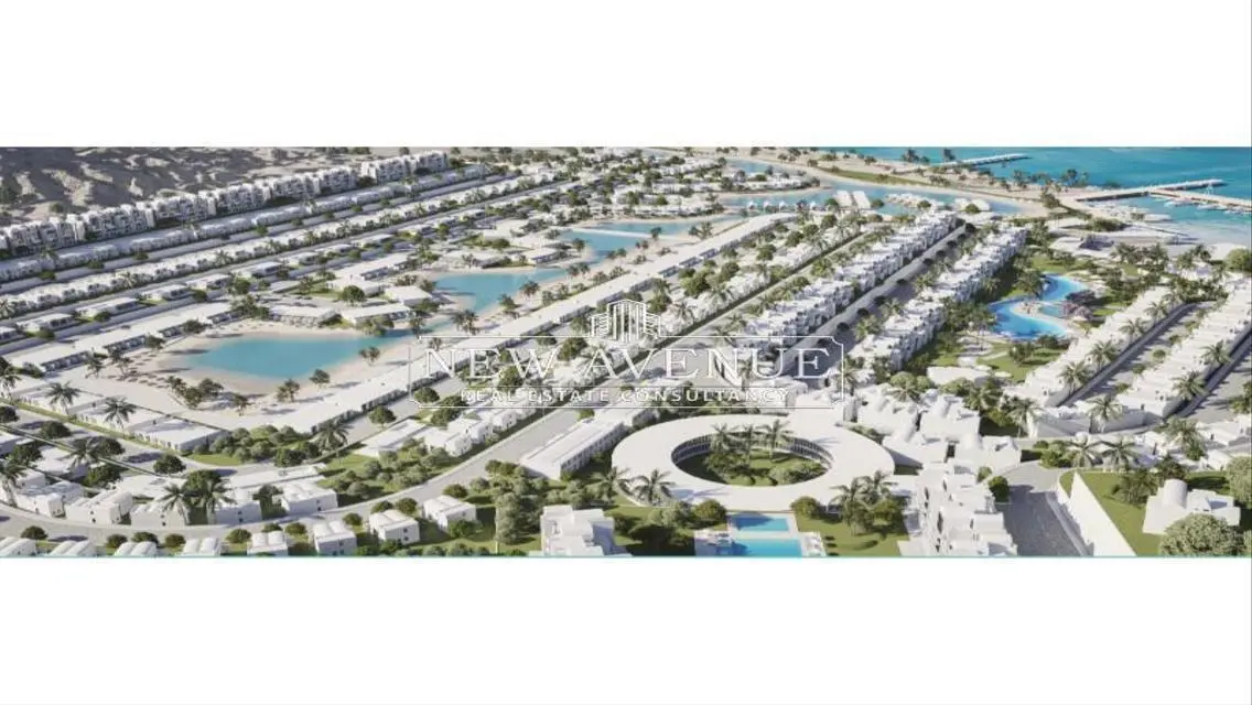 شقة ملحقها بحمام سباحة وإطلالة مميزة بسعر مغري