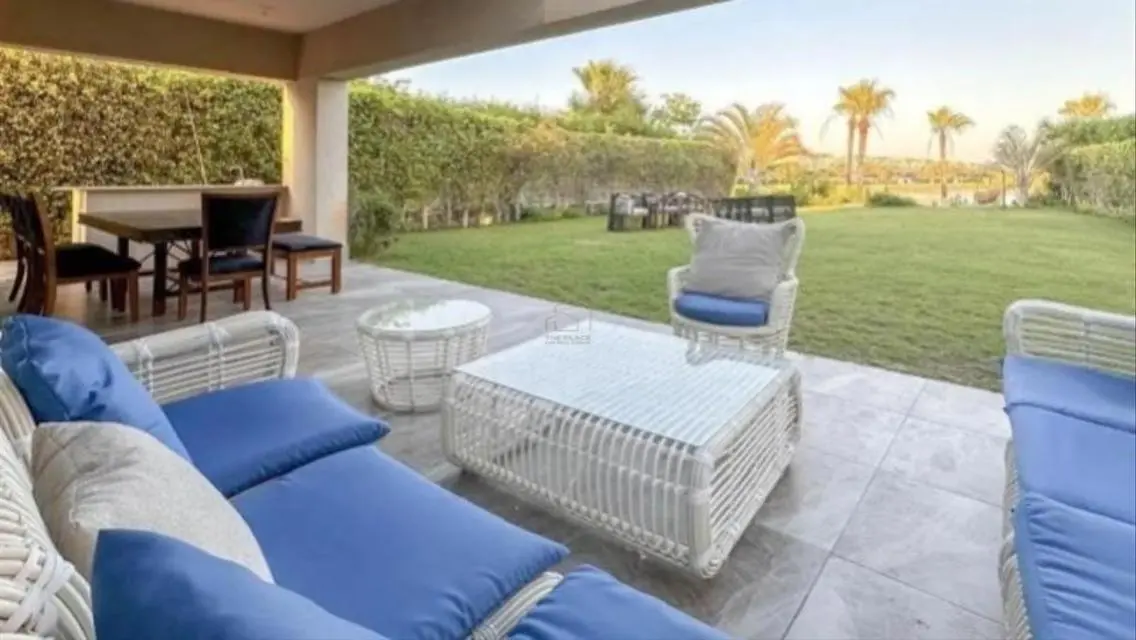 Luxurious 4-Bedroom Villa with Garden and Shared Pool