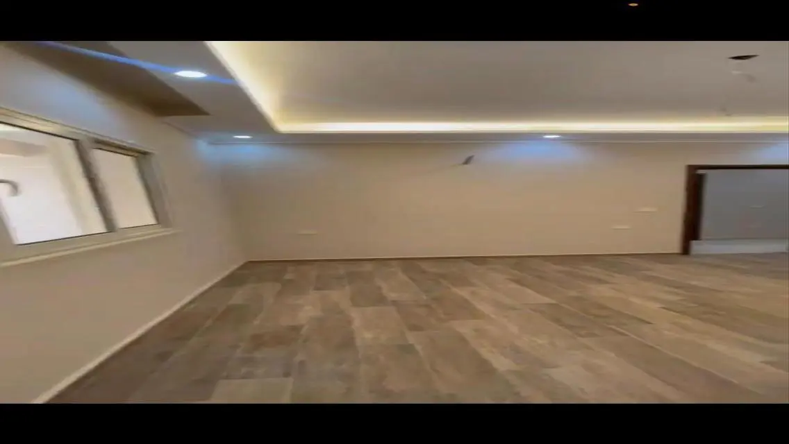 شقة فاخرة للإيجار مع شرفة