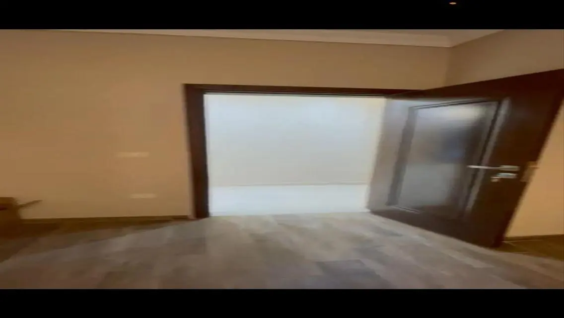 شقة فاخرة للإيجار مع شرفة