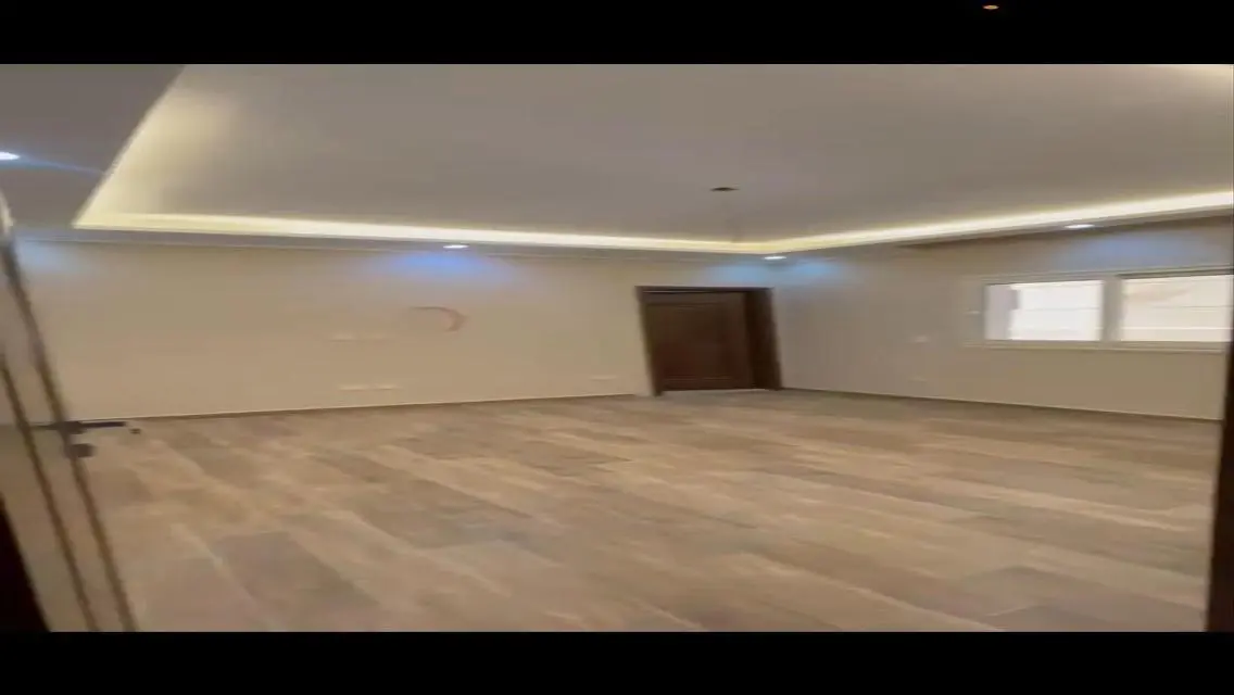 شقة فاخرة للإيجار مع شرفة
