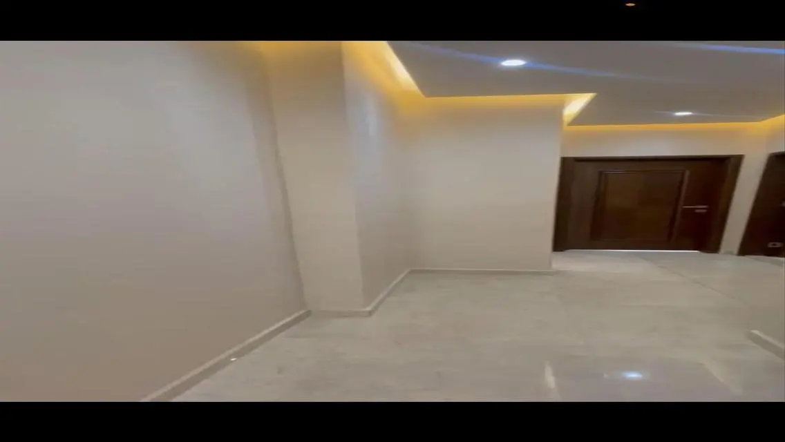 شقة فاخرة للإيجار مع شرفة