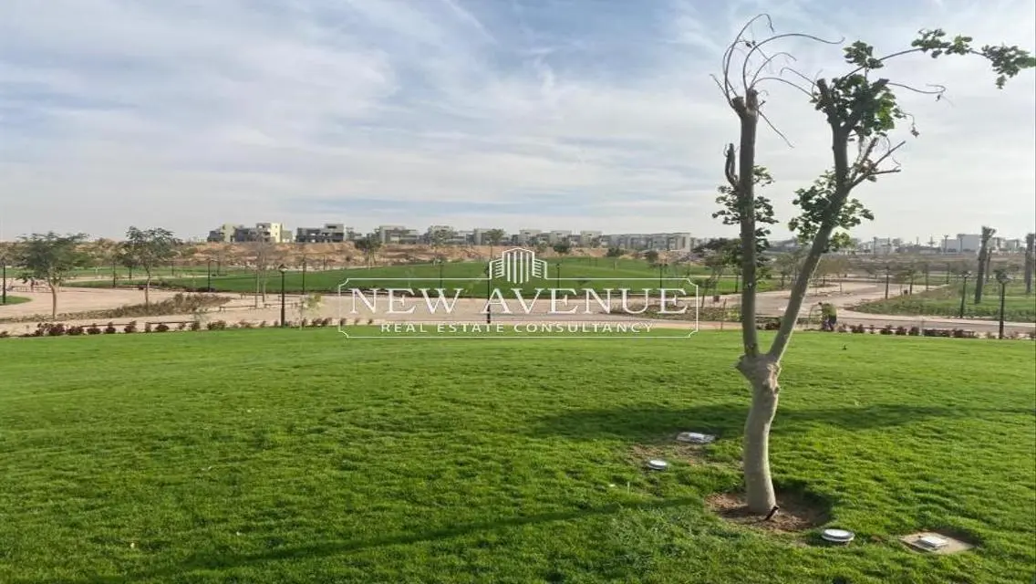 شقة فاخرة مع خدمات متميزة للبيع
