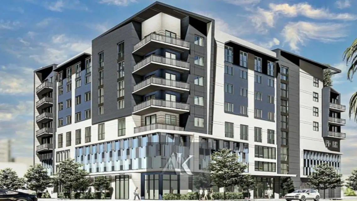 Luxurious Apartment for Rent with Lake View