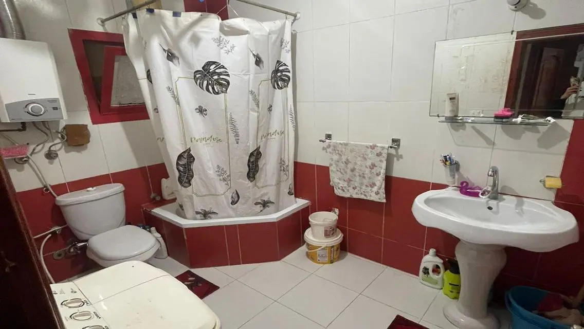 Luxury Apartment - 11