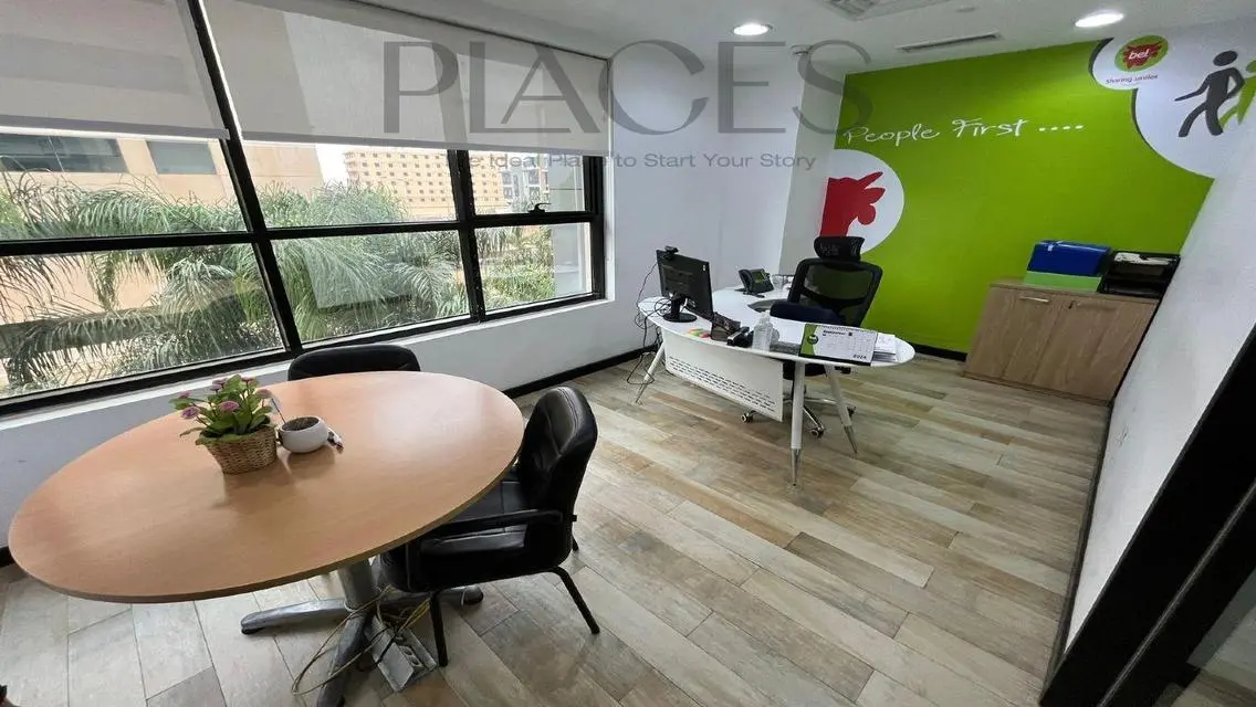 Office for Rent - 750 Square Meters in the Heart of the City