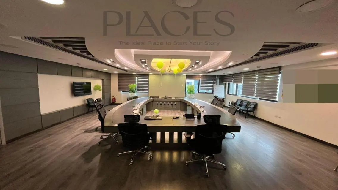 Office for Rent - 750 Square Meters in the Heart of the City