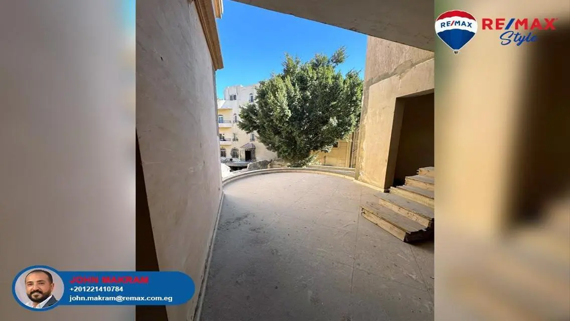 Luxurious Villa with Private Garden and Maid's Room