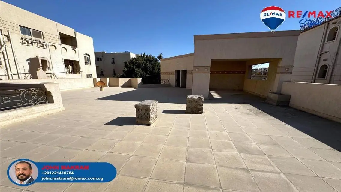 Luxurious Villa with Private Garden and Maid's Room