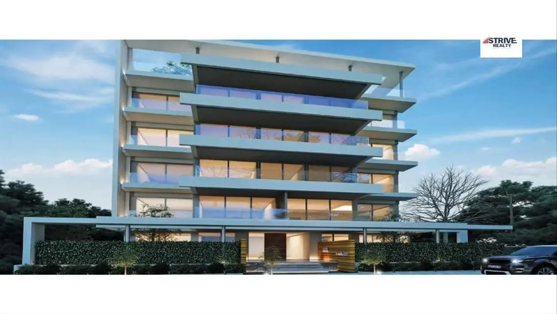 Luxury Villa for Sale with Private Pool and Garden
