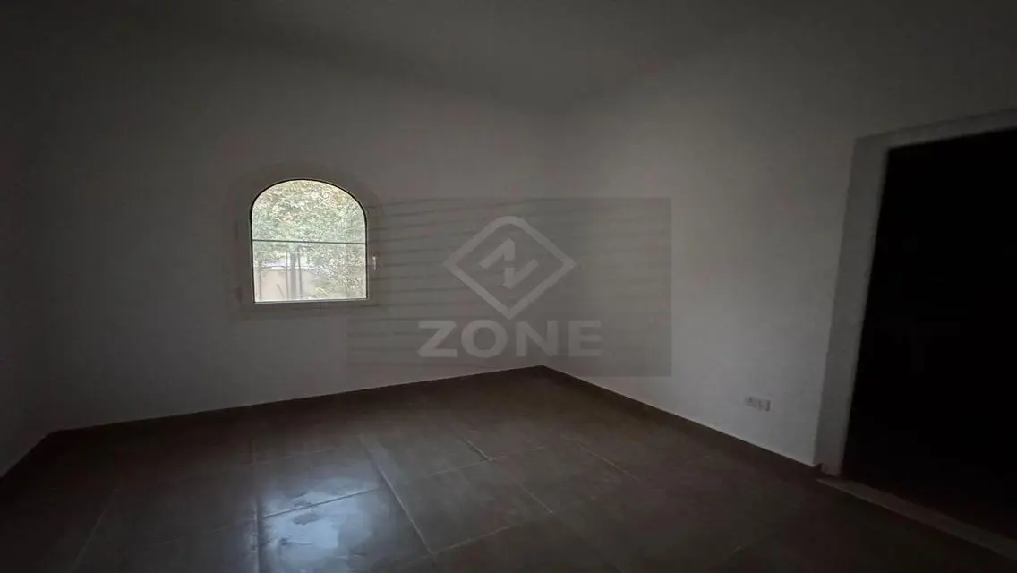 Luxury Apartment at Best Price - 850 sqm