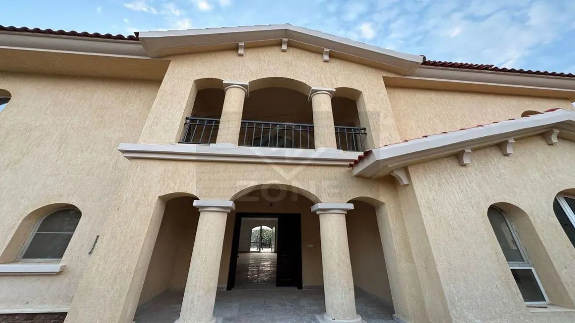 Luxury Apartment at Best Price - 850 sqm