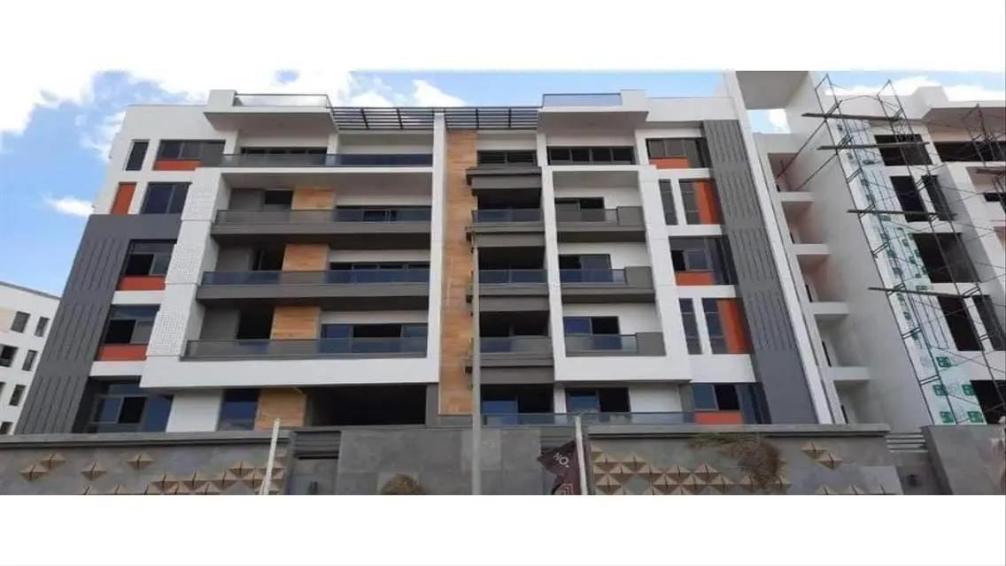 Luxury Apartment at The Icon AUC