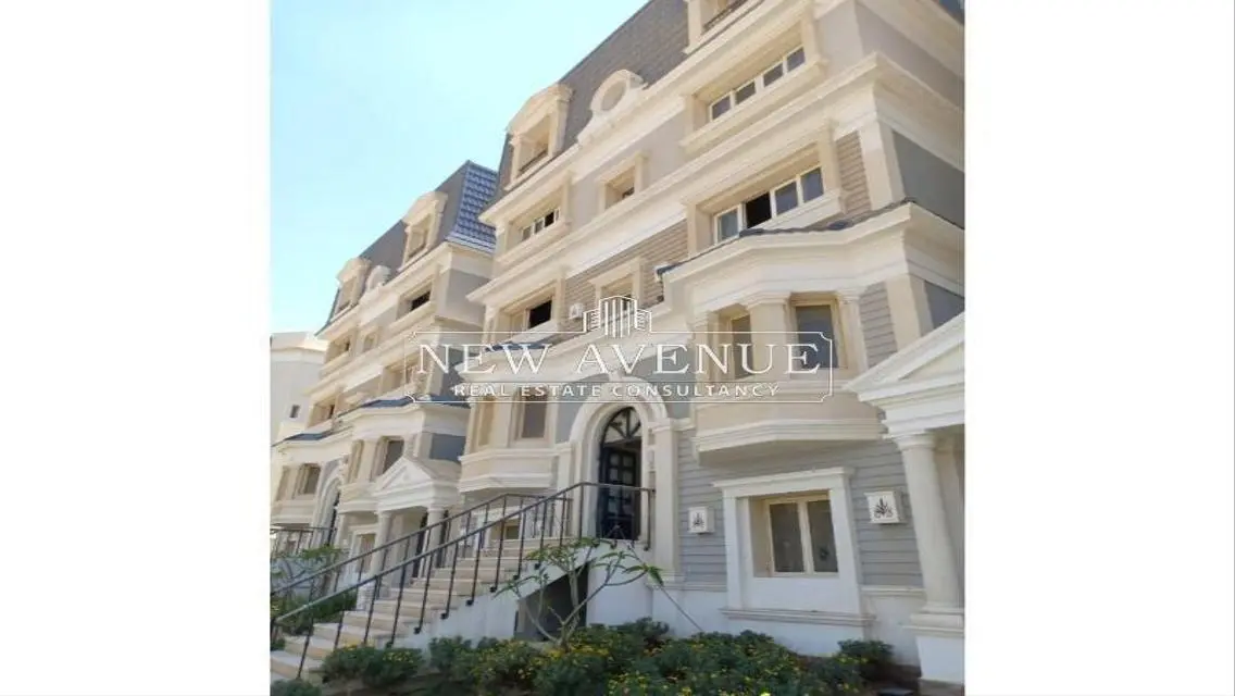Luxurious 220 sqm Apartment in a Prime Location