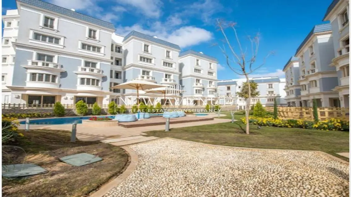 Luxurious 220 sqm Apartment in a Prime Location