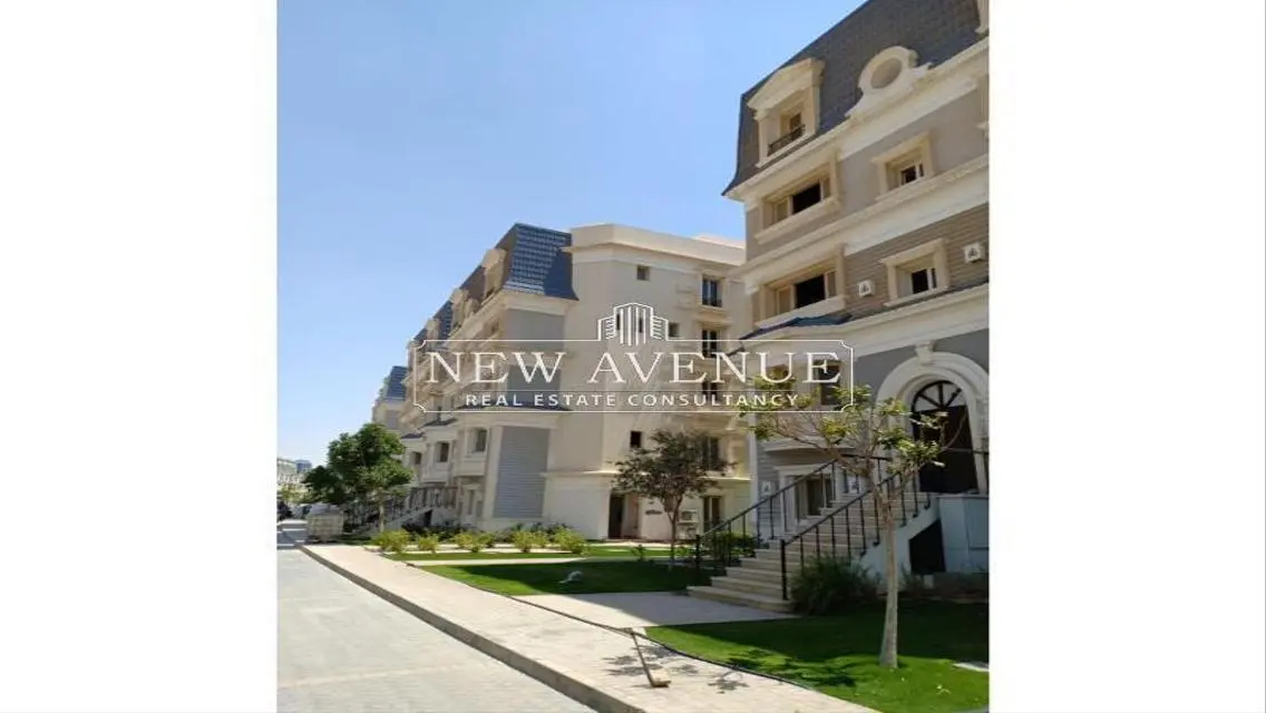 Luxurious 220 sqm Apartment in a Prime Location