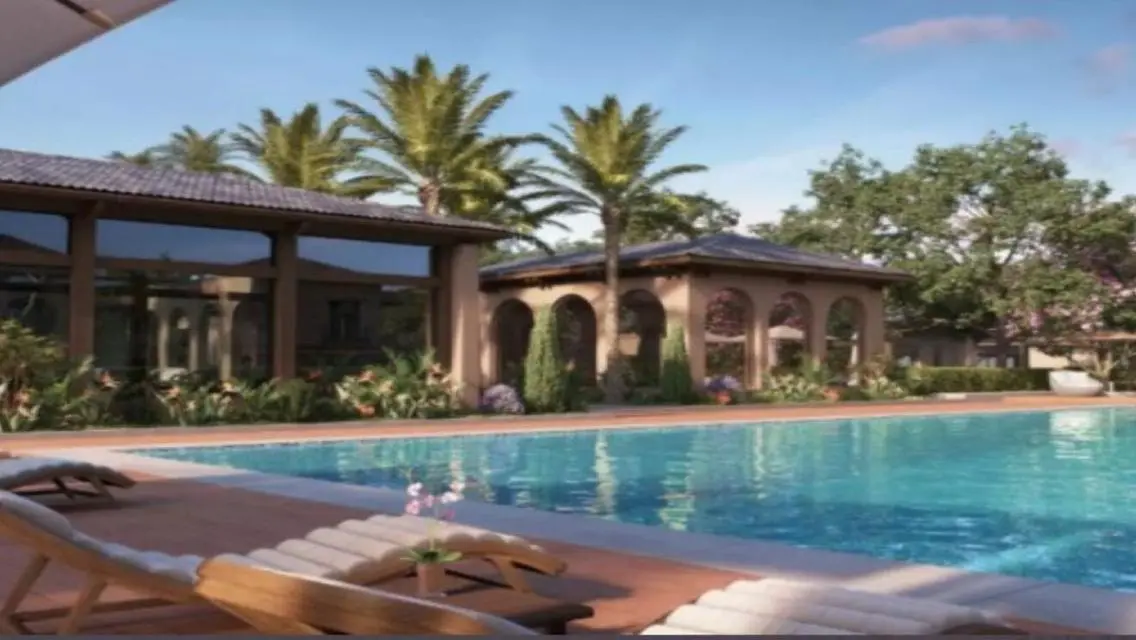 Luxury Apartment for Sale with Stunning Lake View