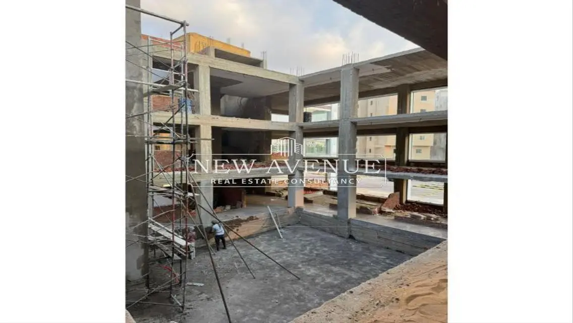 Luxury Apartment with Great Space and Amenities