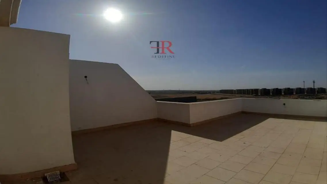 شقة فاخرة للبيع مع إطلالة رائعة