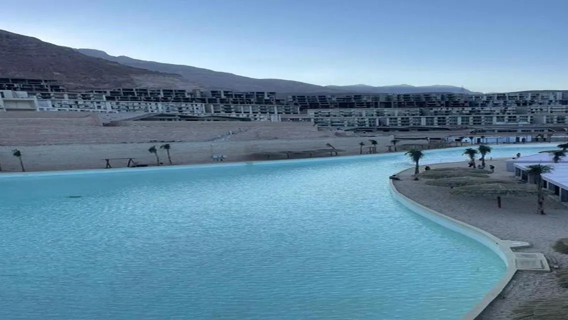 Luxury Apartment with Stunning Lake View - For Sale